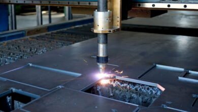 Plasma-cutter-cutting